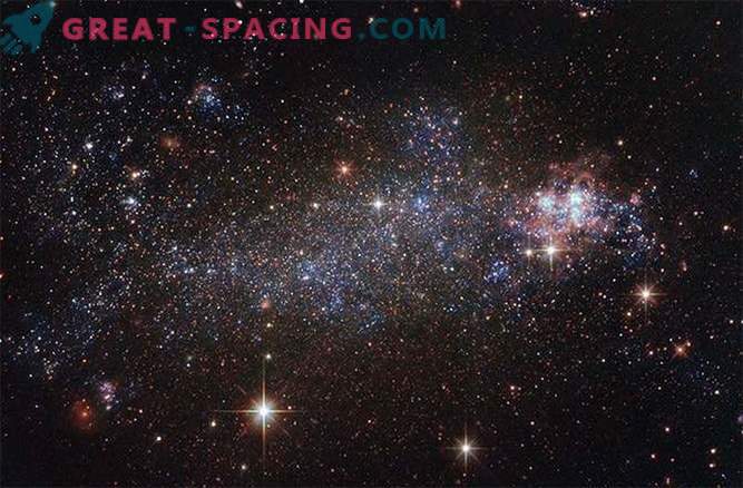 Hubble sta osservando la splendida galassia irregolare