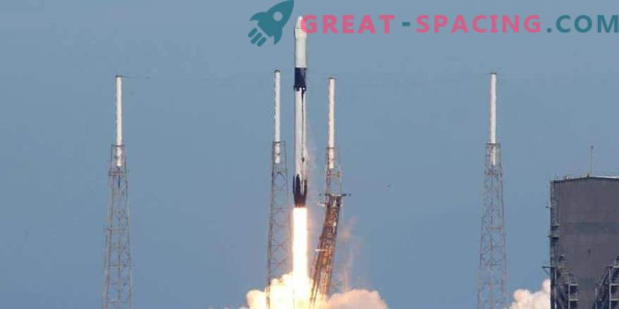SpaceX lancia con successo un carico, ma fallisce con un missile di atterraggio