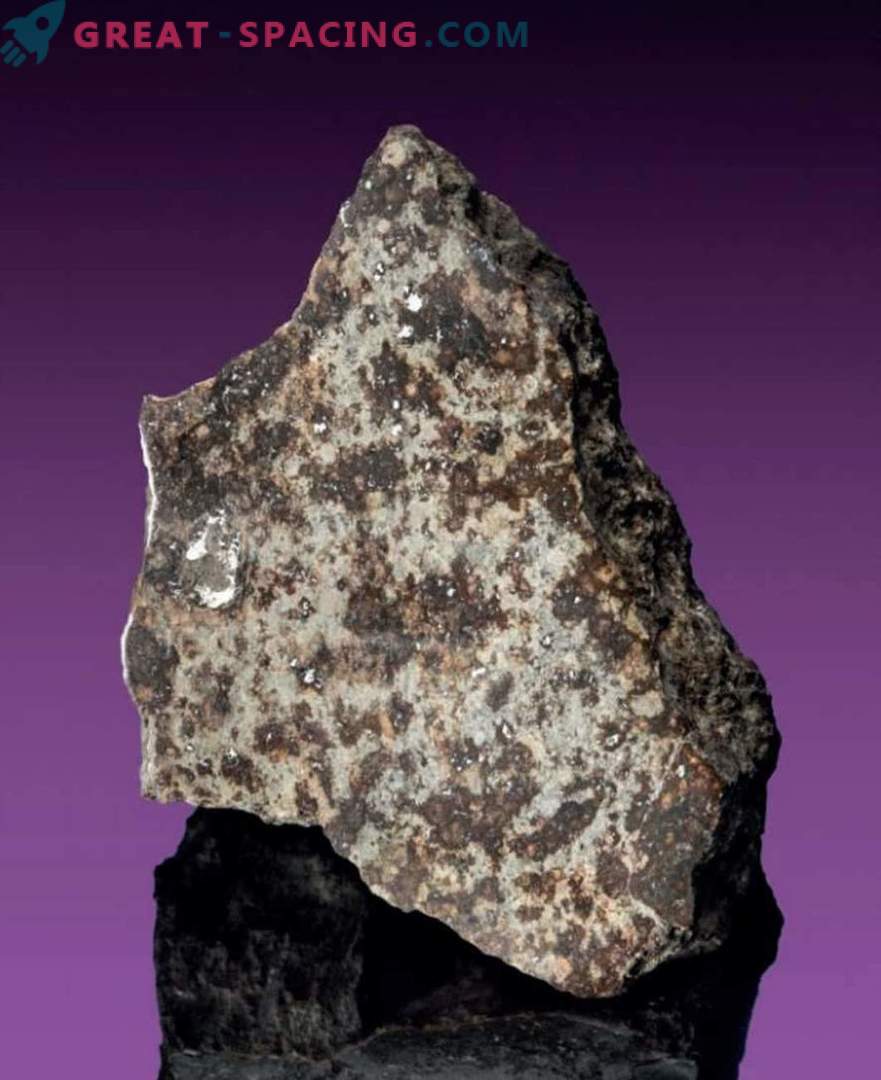 Колко е метеорит