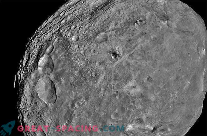 Gli antichi impatti sono misteriosamente cancellati dall'asteroide Vesta