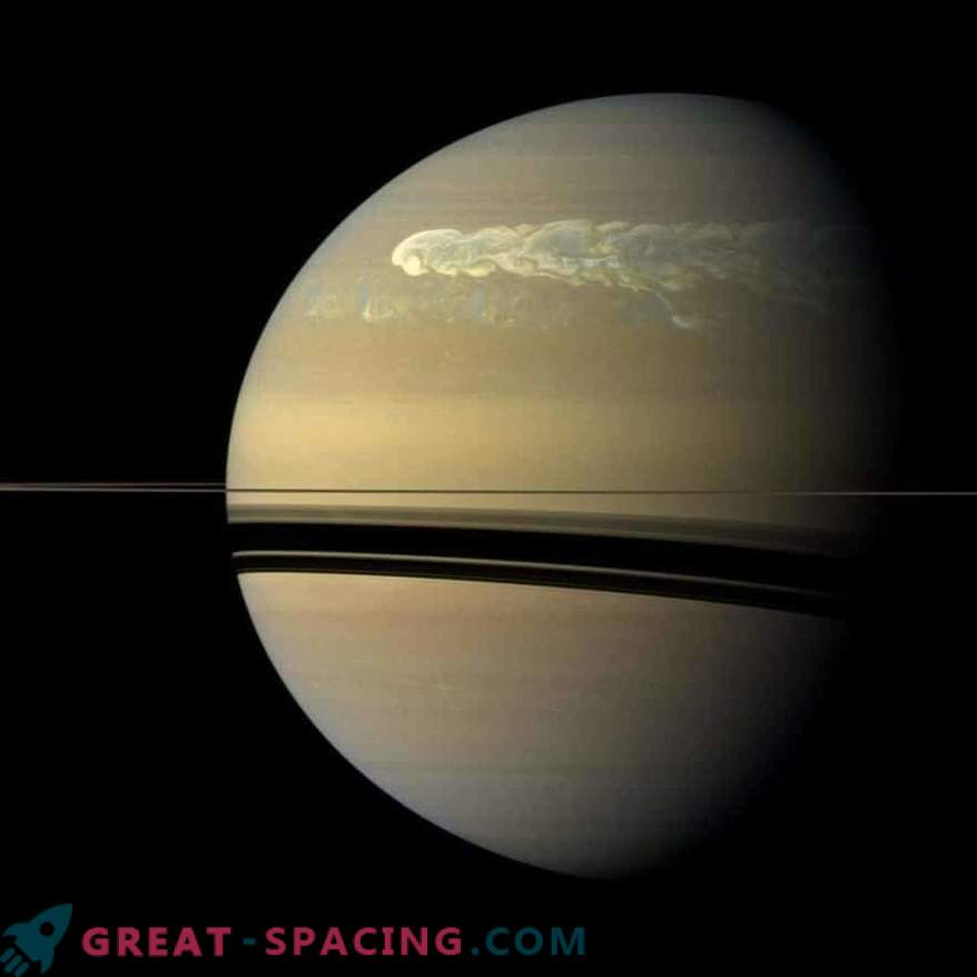 La più grande tempesta di Saturno