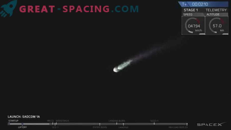 Riuscito lancio del satellite e atterraggio del razzo SpaceX