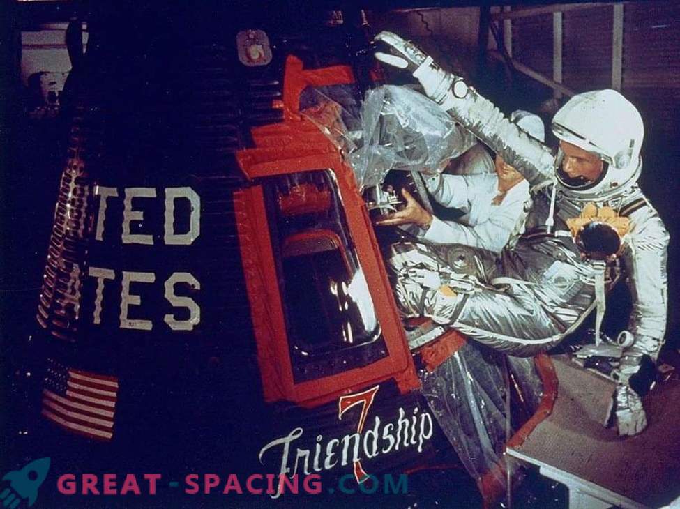 La missione orbitale di John Glenn ha messo alla prova i segreti del corpo umano nello spazio