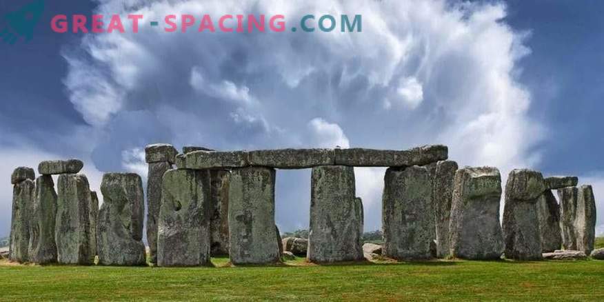 L'incidente a Stonehenge - 1971. 5 turisti sono scomparsi durante un temporale