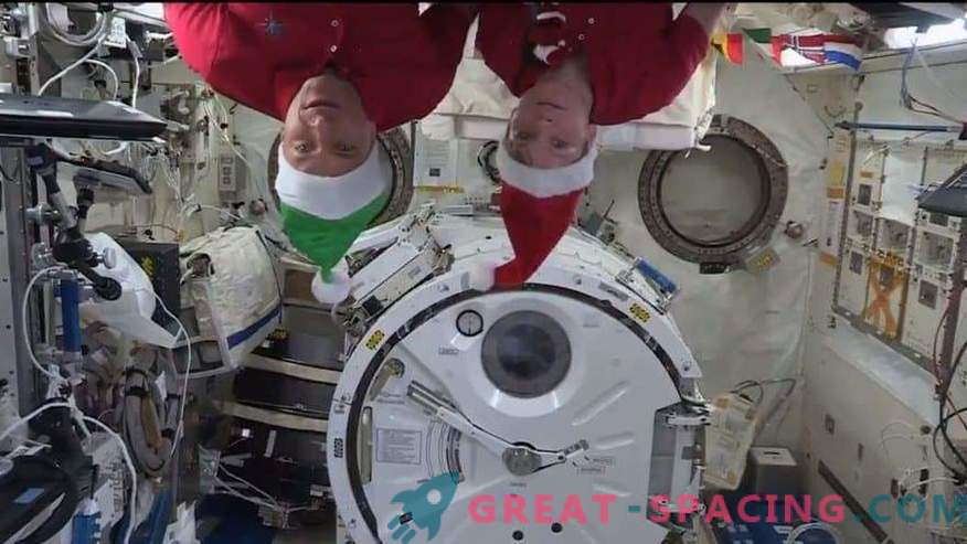 Natale in orbita! La stazione spaziale era piena di un'atmosfera festiva