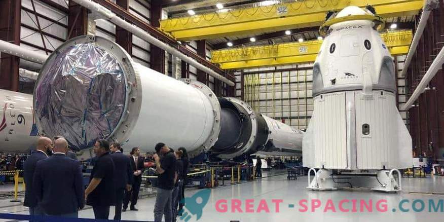 NASA e SpaceX si stanno preparando per il lancio del test di marzo