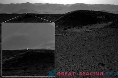La luce misteriosa è stata catturata dalla Curiosity Mars Rover della NASA