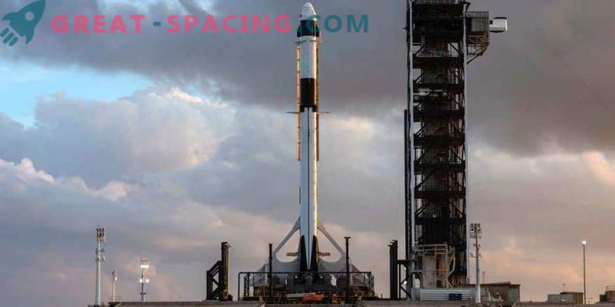 Il primo test del volo dell'equipaggio SpaceX si terrà a febbraio