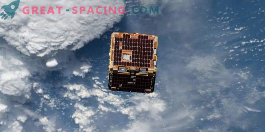 Un piccolo satellite sta cercando di alleviare il junk space junk