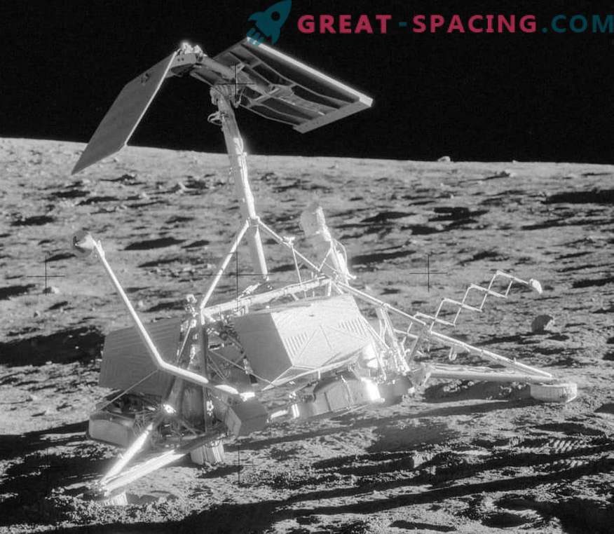 L'equipaggio dell'Apollo-12 ha trovato uno dei primi veicoli lanciati sulla Luna durante lo sbarco
