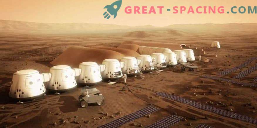 Ilon Musk suggerisce di inviare una colonia di robot su Marte
