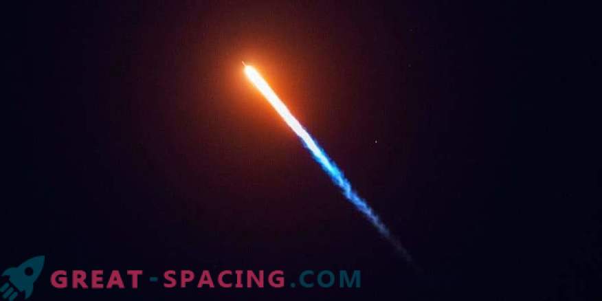 SpaceX rinvia la consegna delle merci alla ISS a causa dello stampo