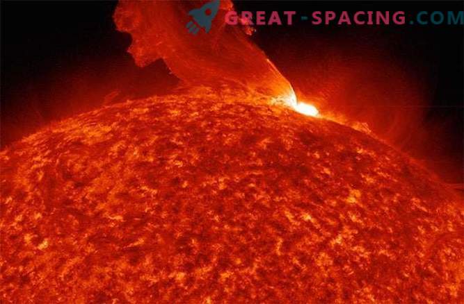 Space Telescope ha sparato 100 milioni di foto giganti del Sole