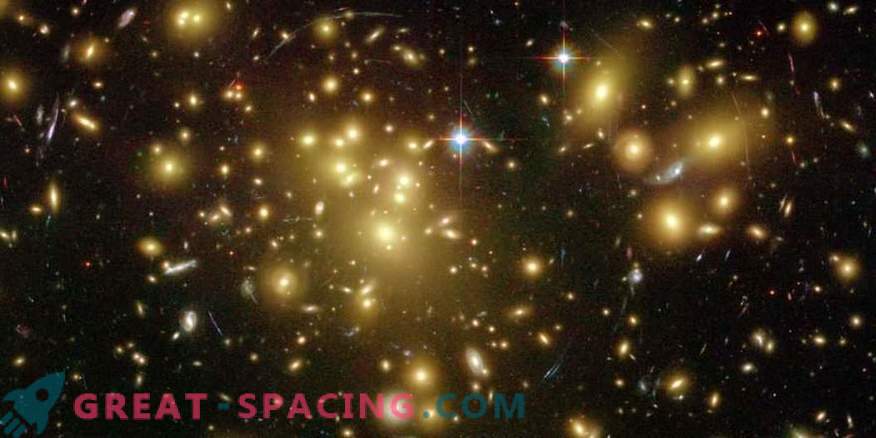 La natura del cluster galattico estremamente massiccio