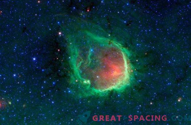 Una selezione delle fotografie più luminose delle nebulose realizzate dal telescopio Spitzer