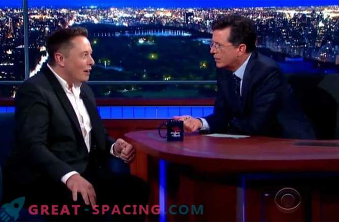 Elon Musk propose di far cadere una bomba termonucleare su Marte