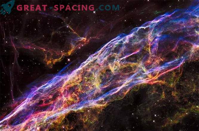 Hubble ha fornito nuovi scatti ingranditi della Nebulosa Voil