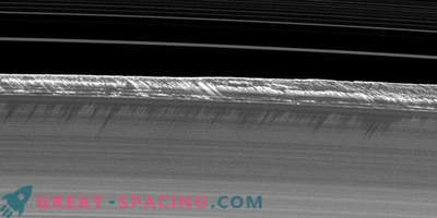 Picchi B-Ring di Saturno