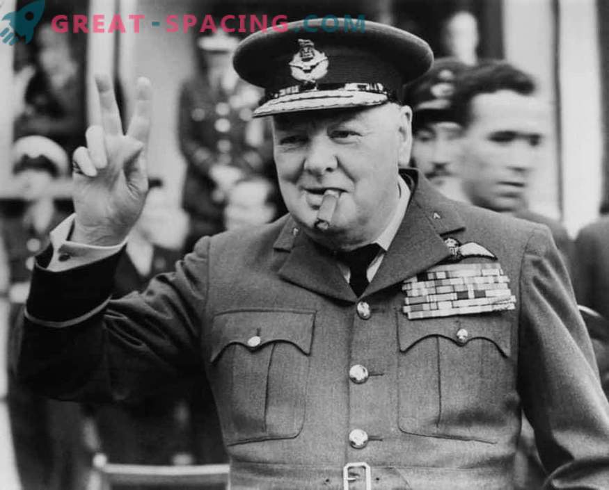 Il lavoro perduto di Churchill rivela le sue opinioni sulla vita extraterrestre