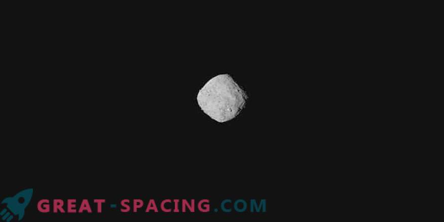 La prima immagine dell'asteroide di Bennu dall'apparecchio OSIRIS-REx