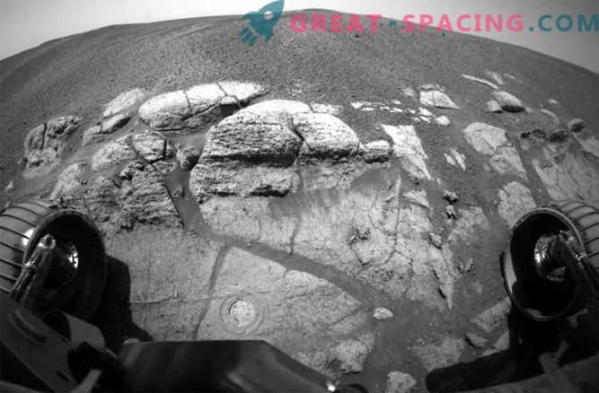 12 anni su Marte: i primi sali di Opportunità