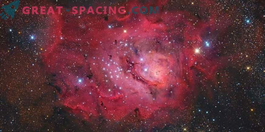 Nebulosa Laguna su uno sfondo stellato
