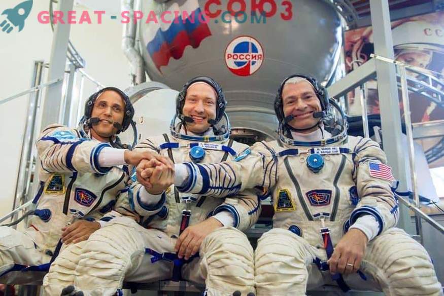 Tre cosmonauti sono arrivati ​​sulla ISS per una missione di 5 mesi