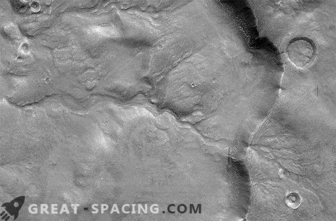 Questo è un antico fiume tortuoso ... su Marte