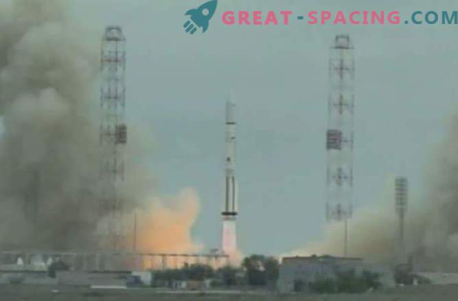 Il razzo russo Proton è fallito durante il lancio del satellite