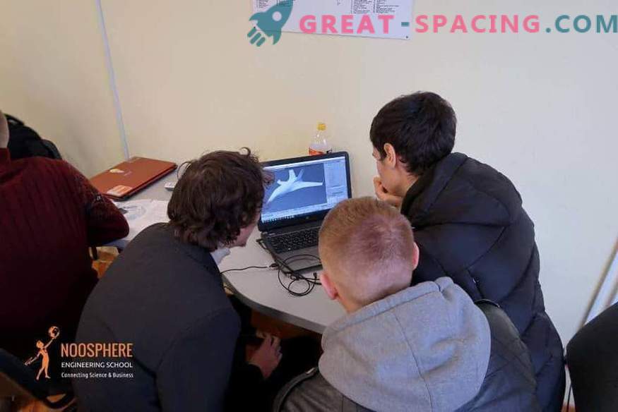 Max Polyakov dà inizio allo sviluppo di progetti spaziali per studenti