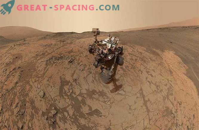 Zinātkāre Marsā radīja jaunu selfiju