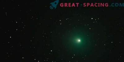 Perché una cometa di Natale sembra verde?